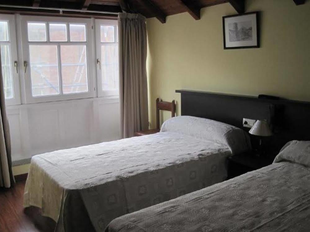 Hostal Hotil Coruna Centro A Coruna Ngoại thất bức ảnh